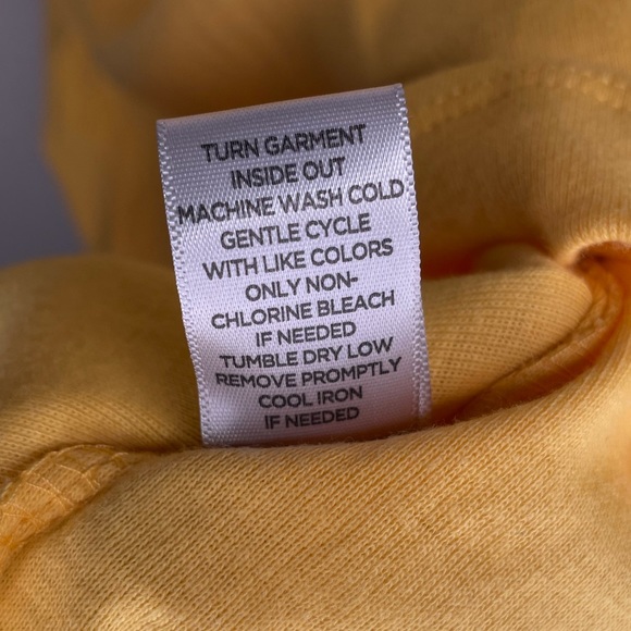 Yellow Avenue Love Your t-shirt - Picture 4 of 4